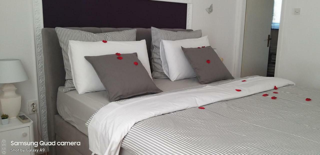 Apartman Felice Стариград-Пакленица Екстериор снимка